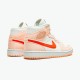 Jordan 1 Mid SE Corduroy Sail Sail/Orange Quartz-Vit-Orange Jordan Sko DA8009-108